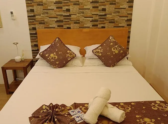 Andrew N Sophia'S Guest House